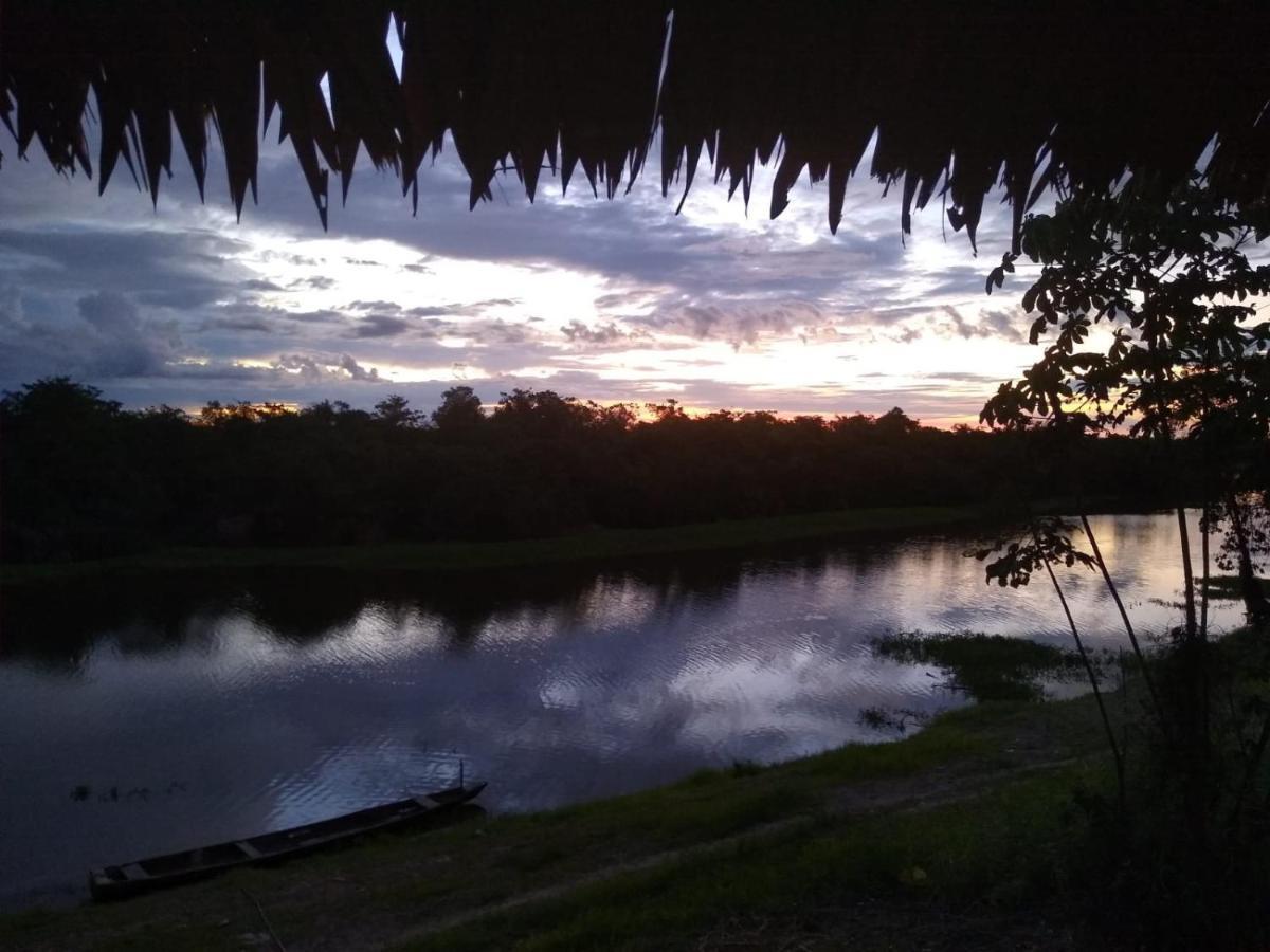 Casa Kukama Lodge 이키토스 외부 사진